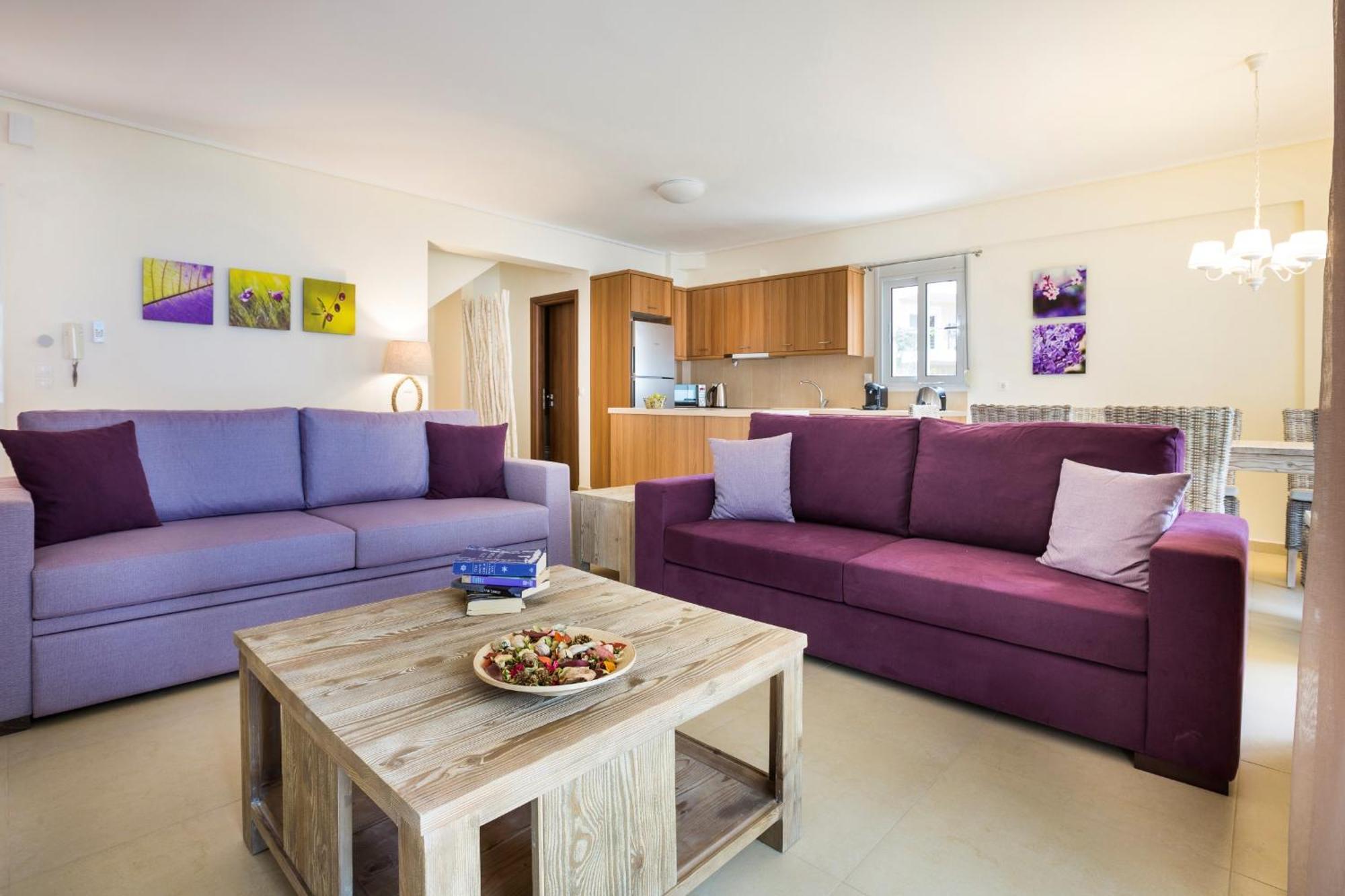 Meliti Waterfront Suites Karavomylos Exterior foto